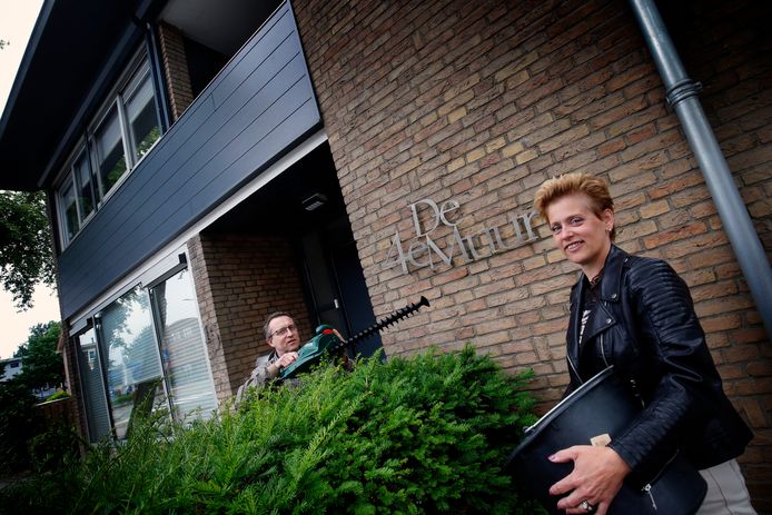 De woning van en Marcel heet ‘De 4e Muur’ maar dat heeft niets