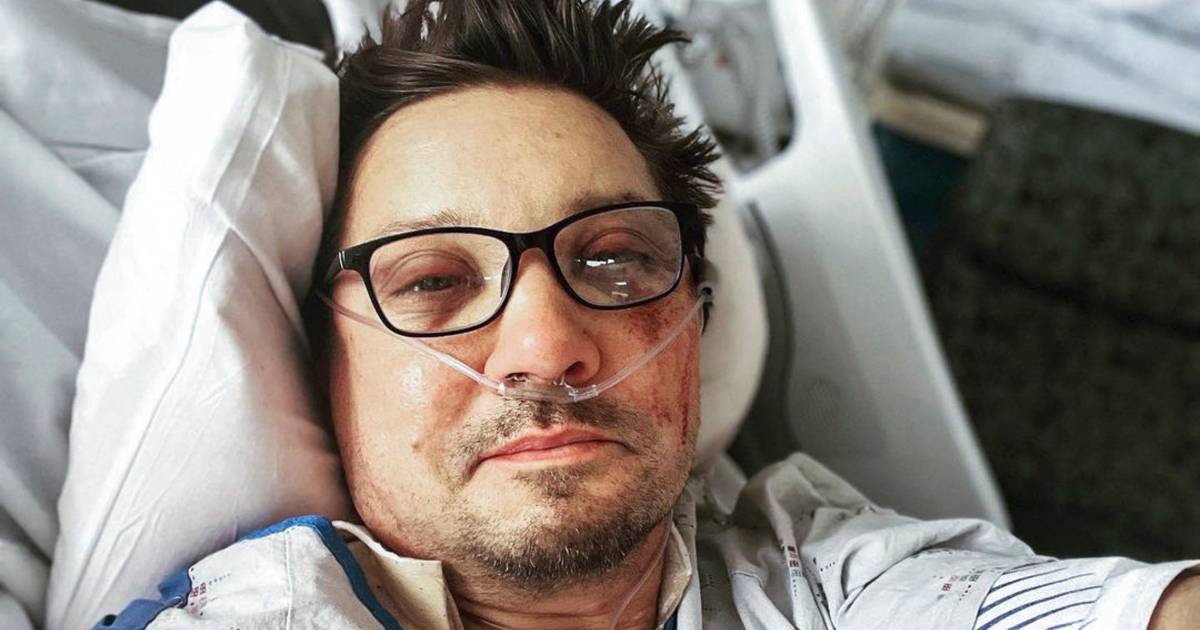 L’attore di ‘Hook’ Jeremy Renner si sta riprendendo completamente sette settimane dopo un incidente con lo spazzaneve |  mondo dello spettacolo