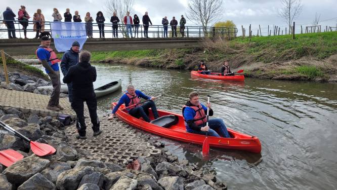 Nieuwe aanlegsteigers op De Mandel ingehuldigd in Dentergem
