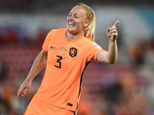 Clubloze Stefanie van der Gragt tekent contract voor twee jaar bij Inter
