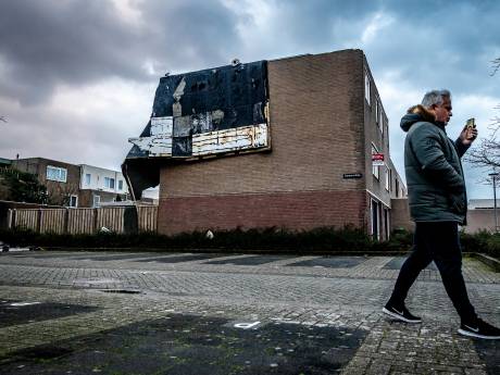 En daar ging het dak: wéér gaat het mis op de Staart