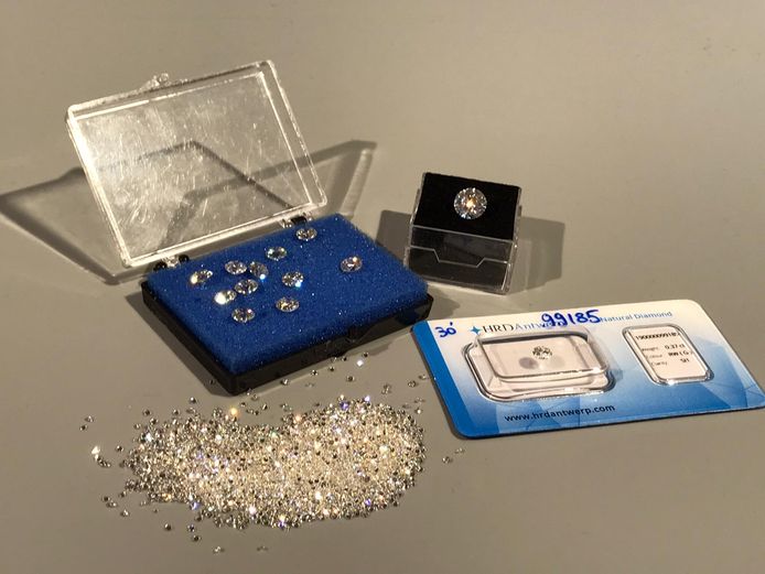 Veilinghuis Hammertime veilt voor een totaal aan 1 miljoen dollar diamanten
