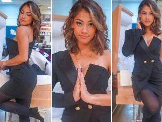 Influencer poseert in sexy pose naast open kist van overleden vader: “Hij is altijd trots op mij geweest”