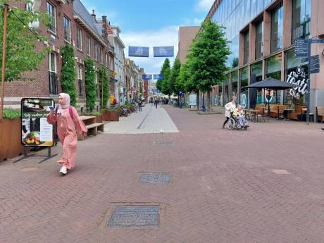 Mysterie: hierom liggen er meerdere putten naast elkaar in Arnhemse straten