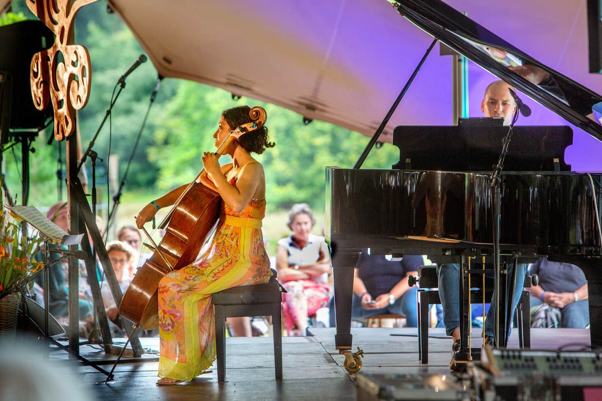 Ella van Poucke & Caspar Vos op Wonderfeel 