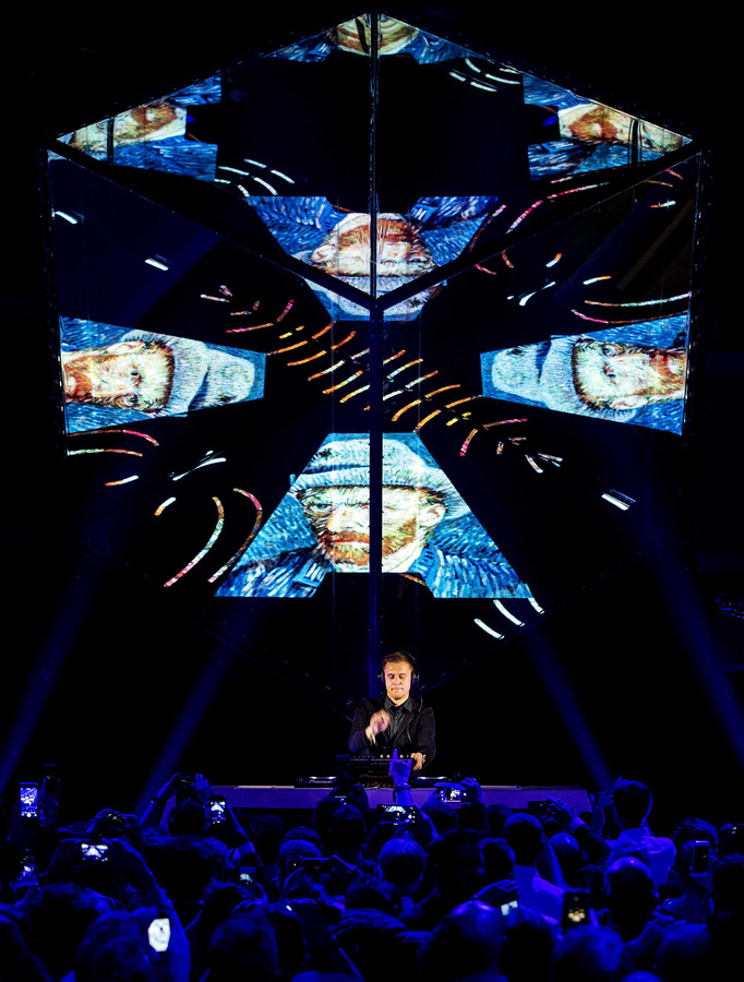 DJ Tiësto & Armin van Buuren Present Major League - Wonder? / Wonder Where You Are DJ Tiësto & Armin van Buuren Present Major League - Wonder? / Wonder Where You Are
