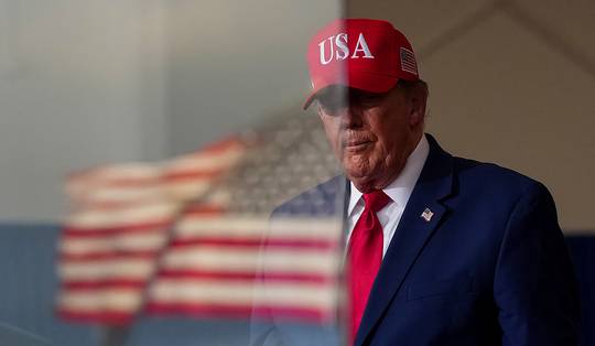 Trump werpt Poetin nieuwe reddingsboei toe: VS zien af van hoge heffingen en sancties op Russische energie, ‘historisch’ volgens Russische gezant