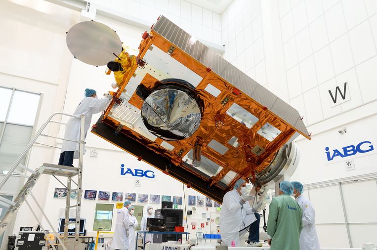 De Sentinel-6  satelliet werd uitvoerig in Duitsland getest. (17/07/2020) Beeld AFP