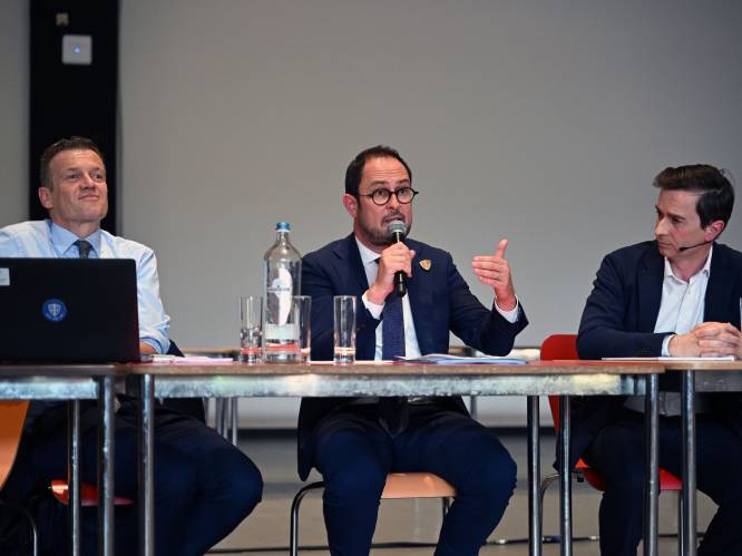 Minister van justitie gaat in debat met studenten ‘Justice For Sanda’: “Ik pas voor een TikTokjustitie.”