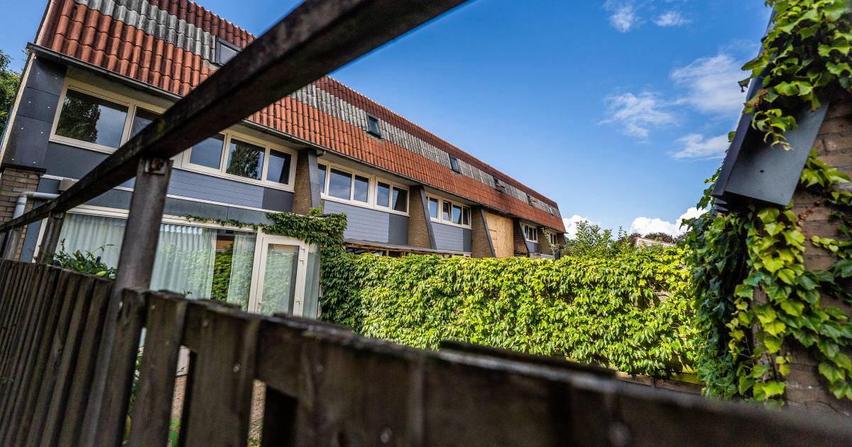 Maanden na mysterieuze brand staat compleet huizenblok nog leeg: ‘Een hoop ellende’