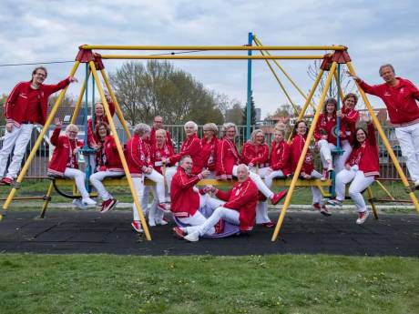 FC Twente Voetbalkoor zingt mee op Hengeloos korenfestival Amusing: ‘We gaan voor de glimlach en het plezier’