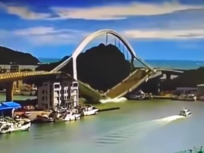 Spectaculaire beelden: brug in Taiwan begeeft het, tankwagen stort dieperik in