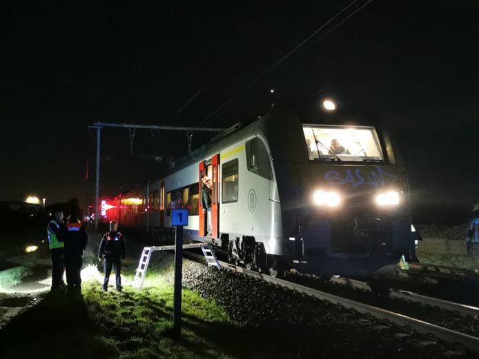 De trein werd door de aanrijding zwaar beschadigd