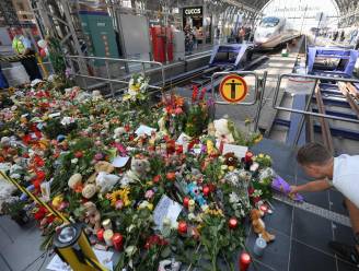 Meer dan 100.000 euro opgehaald voor familie van jongetje dat in Frankfurt op sporen werd geduwd