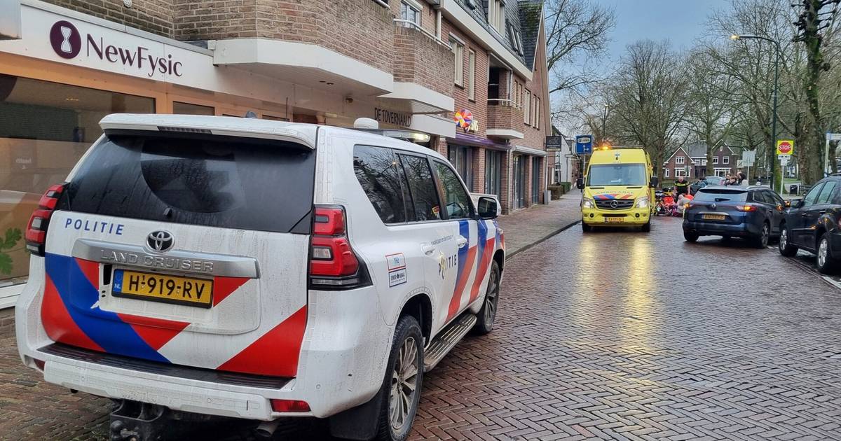 Voetganger aangereden door een auto die achteruit reed in Oisterwijk.