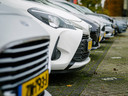 Wie niet thuis is in de autowereld ziet bij het aankopen van een nieuwe auto al snel door de bomen het bos niet meer.