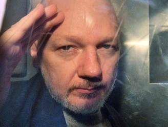 Zweedse openbare aanklager eist aanhouding Assange in verkrachtingszaak