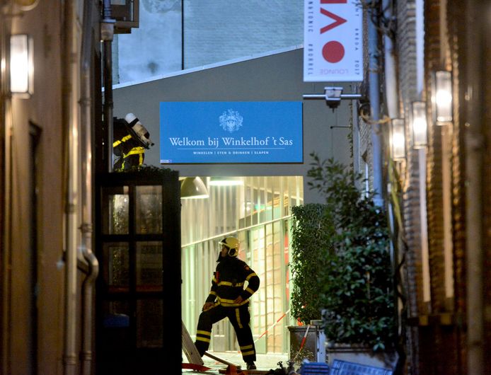 Grote brand achter Café Bruxelles in Breda. Foto Perry Roovers / MaRicMedia