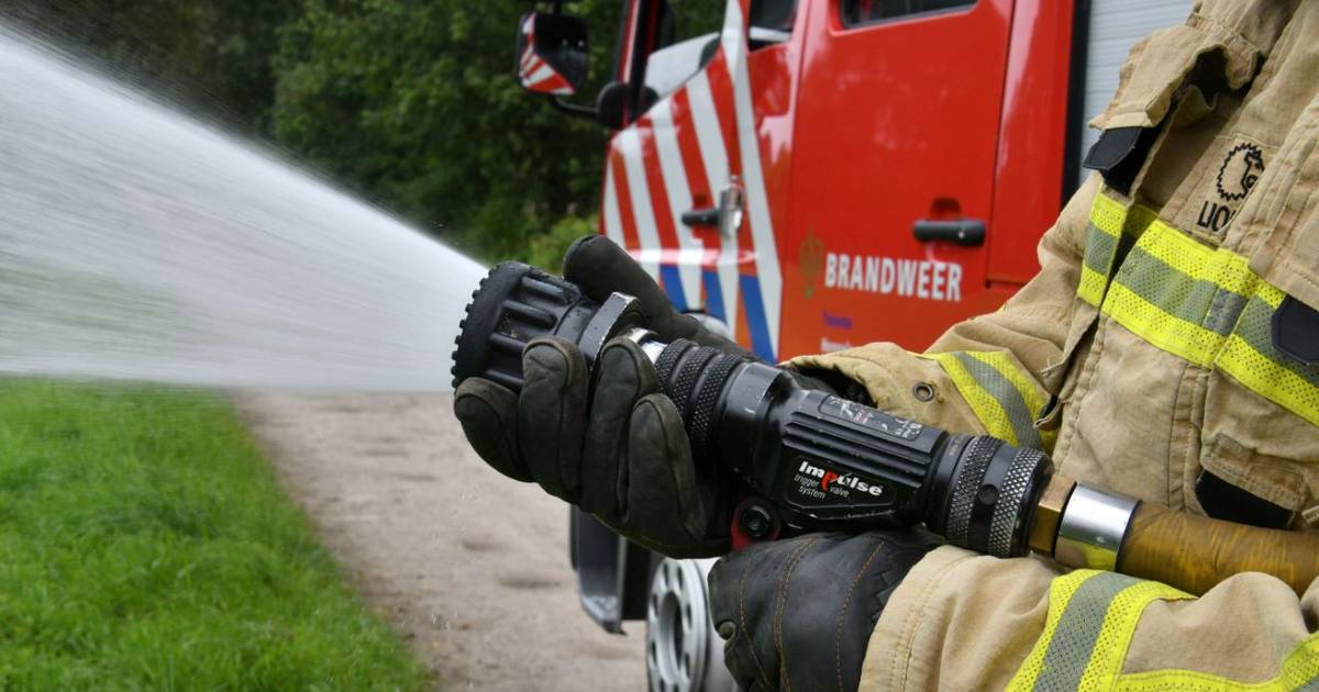 Brand Loods/Bijgebouw in Warffum op Onderdendamsterweg