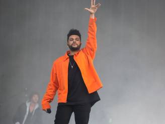The Weeknd opent het jaar met een nieuw album en... een nieuw gezicht?