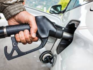 Benzine tanken opnieuw duurder vanaf morgen: prijzen op hoogste niveau sinds 2014
