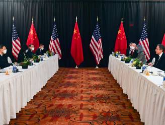 Gespannen eerste topontmoeting tussen China en VS: “Chinese acties vormen bedreiging voor wereldwijde stabiliteit”