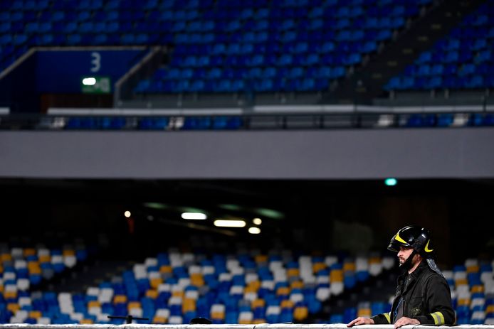 In San Paolo, het stadion van Napoli, zaten gisteravond geen fans op de tribunes.