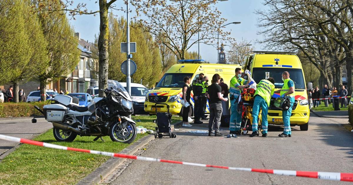 Astrid ging boodschappen doen en kwam nooit meer thuis: Zevenbergse bezwijkt aan verwondingen door wegglijdende politiemotor.
