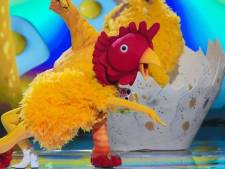 Engeland in de greep van The Masked Dancer: deze ‘sportlegende’ was de rubberen kip