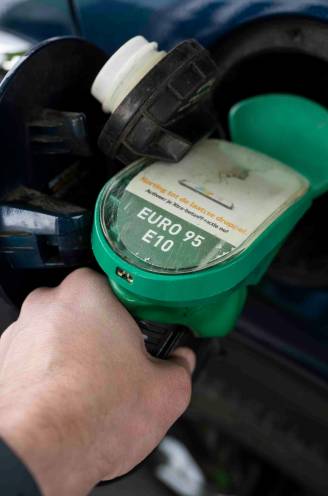 Benzineprijs daalt: tank je best nu of wacht je beter wat langer? Brandstofexpert geeft advies