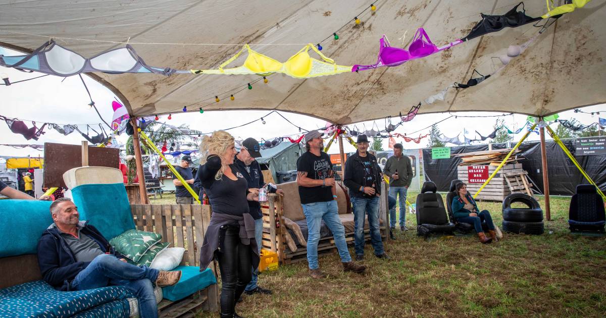 De dorpsbarbecue van Geersdijk is uit de hand gelopen: jaarlijkse Stoppelfeest staat weer voor de de