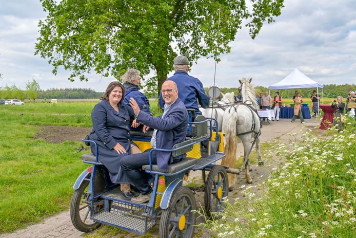 Nieuwe ruiterroute tussen Rucphen en Roosendaal open: ‘Je kunt hier op ...