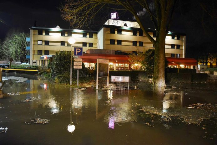 De lekkage op het industrieterrein in Tilburg.