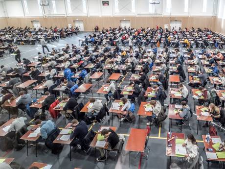 Buitenlandse studenten van TU Delft eisen collegegeld terug
