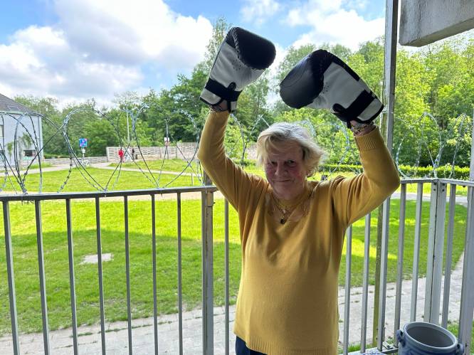 Geen bloembakken, maar prikkeldraad en bokshandschoenen: Mia (81) neemt heft in handen na zeven inbraken in enkele maanden tijd