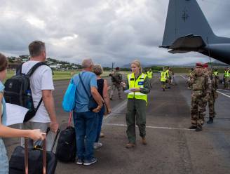 Eerste evacuaties van Franse toeristen in Nieuw-Caledonië