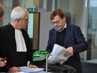 Wim Delvoye in rechtbank "Ik ben hier de enige die niet corrupt is"