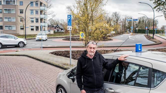 Met rijinstructeur Tonnie over de ovonde in Borne: ‘Het is toch zo jammer om hier een scootmobiel tegen de grond te rijden’