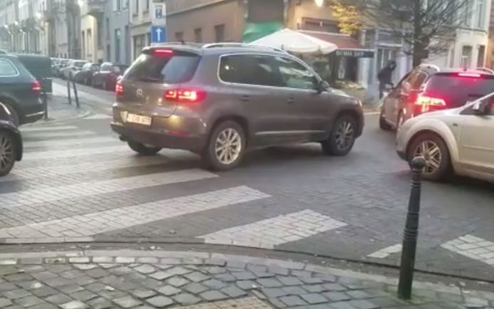 kruispunt waar voetganger door autobestuurder werd aangevallen