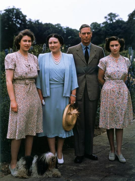 La princesse Élisabeth, la reine Elisabeth, le roi George VI et la princesse Margaret.