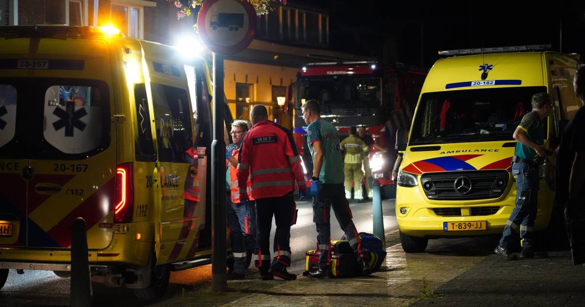 Man wil spoorweg oversteken, maar wordt aangereden door trein in Rijen: zwaargewond naar ziekenhuis.