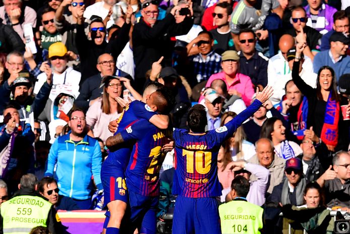 23 december: Vreugde bij Messi en co, frustratie bij de Real-fans op de achtergrond.
