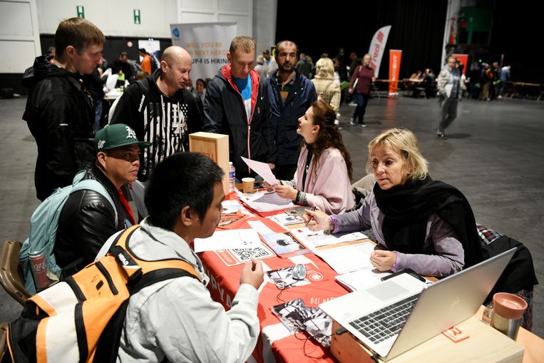 Een jobbeurs in Antwerpen. 
 Beeld ID/ Jan Van der Perre