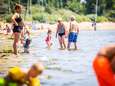 Brokstukken uit Limburg in het Haringvliet? ‘Als sluizen openstaan is het water hier juist beter’