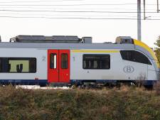 Un homme en fauteuil roulant fauché par un train à Ninove