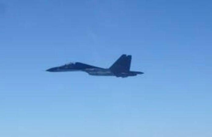 Beeld gedeeld door het Taiwanese ministerie van Defensie van een Chinees gevechtsvliegtuig boven Taiwan.