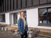 Uitvaartcentrum neemt intrek in voormalige feestzaal: “500 jaar oude linde vormde inspiratie voor de inrichting”
