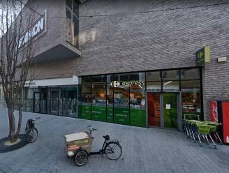 Voorwaardelijke celstraf voor winkeldief die uitbater van Carrefour supermarkt in de Bruul een duw gaf