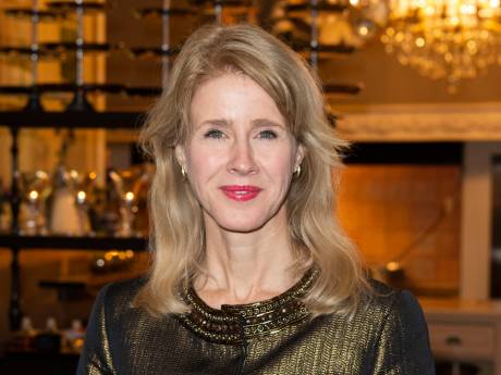 Mona Keijzer drie dagen in gesprek met slachtoffers kanaaldrama: ‘Niet met praten alleen op te lossen’