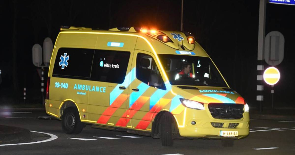 Persoon gewond door botsing op N666 bij Kapelle.
